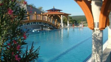 Kąpielisko i Aquapark w jaskini Demjén – 01