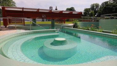 Kąpielisko termalne Rába Quelle w Győr 01