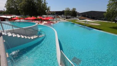 Kąpielisko termalne Rába Quelle w Győr 06