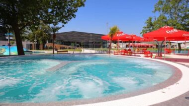 Kąpielisko termalne Rába Quelle w Győr 07