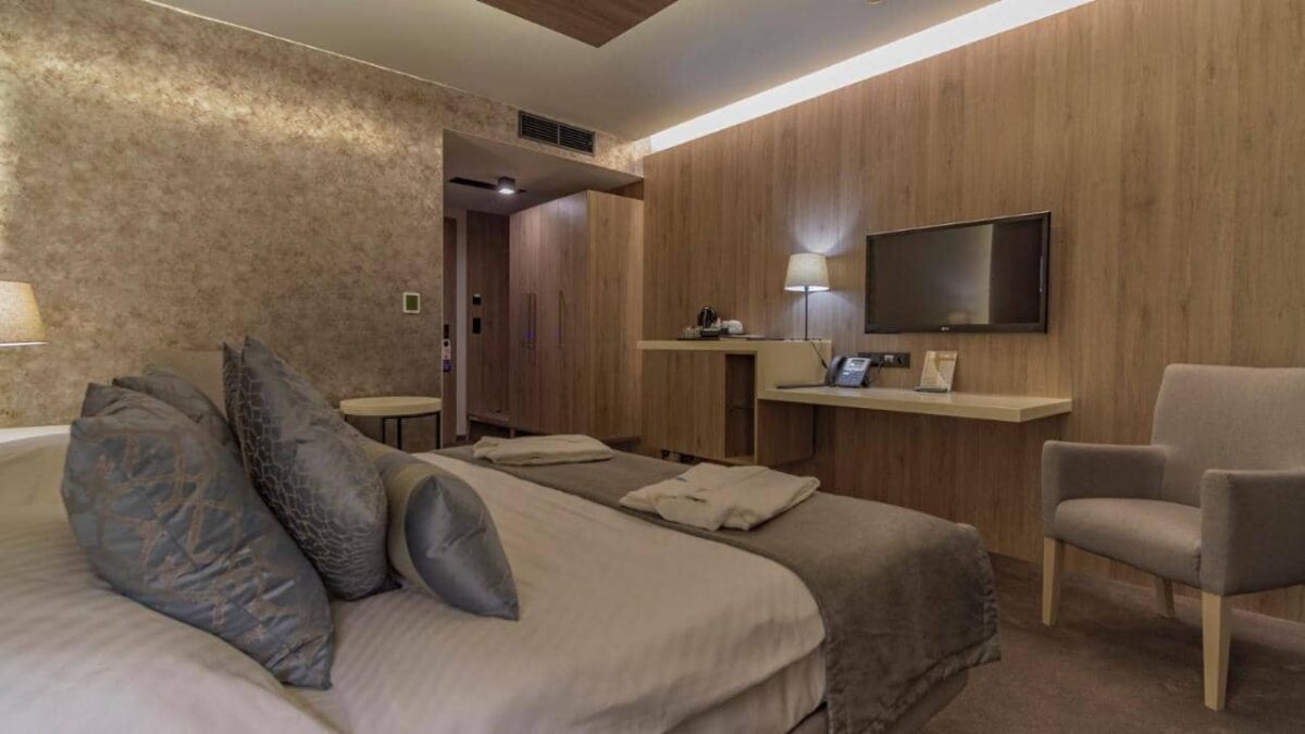 Hotel AquaCity Seasons