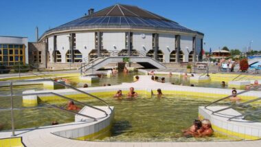 Tiszaújváros - baseny