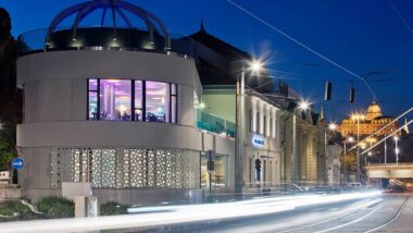 Termy Rudas, budynek z zewnątrz