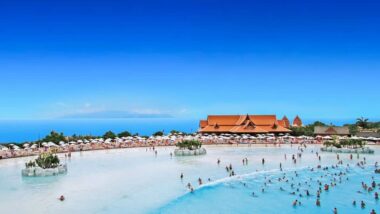 Siam Park, Teneryfa – sztuczna plaża